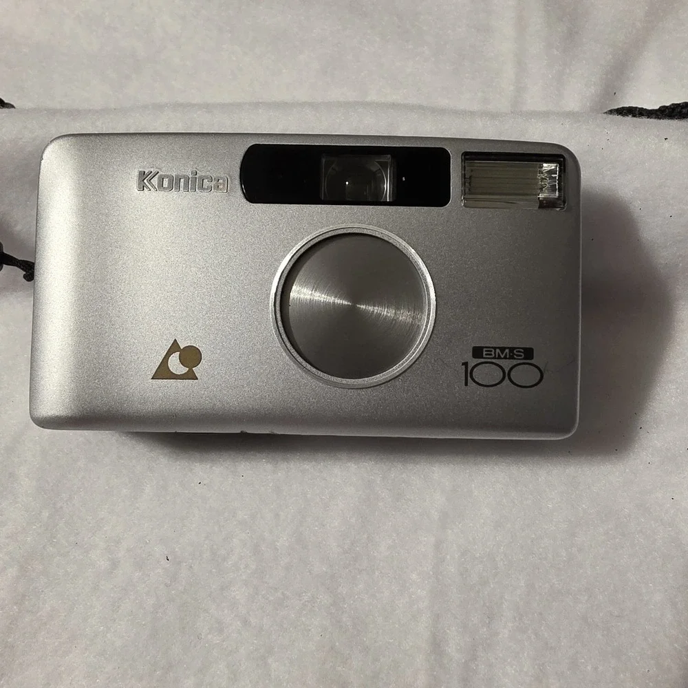 Konica BM-S 100 Super Big Mini APS Film Camera - Silver - 28mm f/3.5 Lens + Case